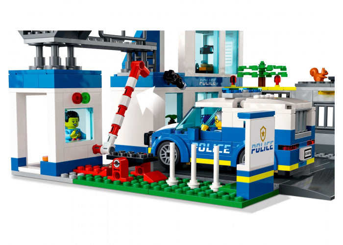 LEGO City 60316 Policestation